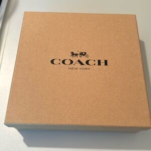 Brand New Coach belt